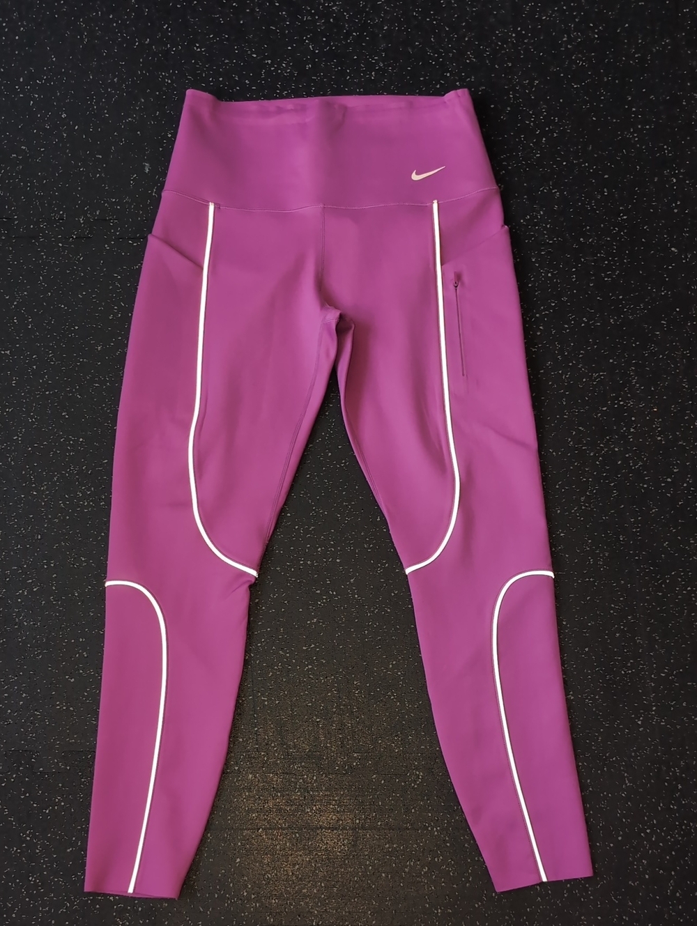 Nike Women's Reflective Leggings with Pockets